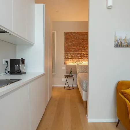 Raffinato E Stylish Monolocale Milanese Apartment Exterior photo