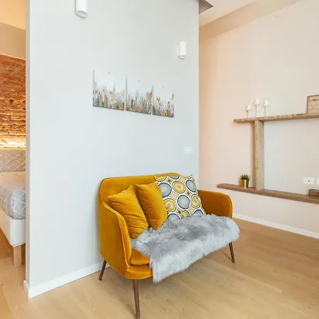 Raffinato E Stylish Monolocale Milanese Apartment Exterior photo